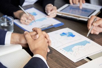 Bagaimana Asuransi Membantu Menjaga Keberlanjutan Bisnis di Tengah Ketidakpastian Ekonomi
